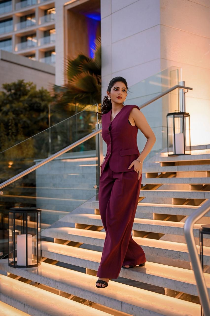 Athulya Ravi latest stills