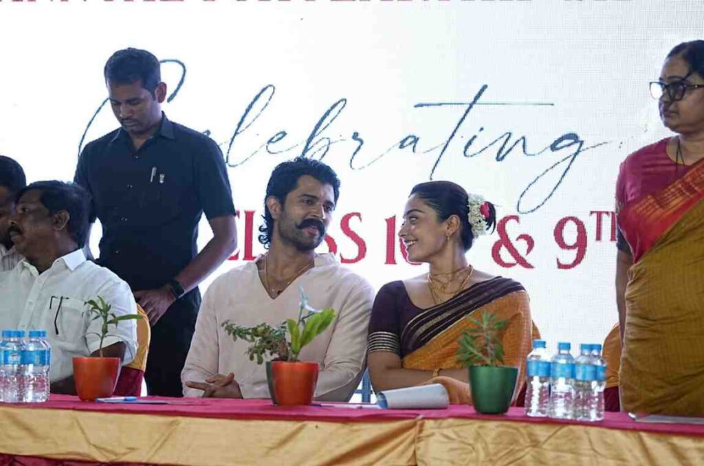 Vijay Devarakonda Rashmika Latest Photos (5)